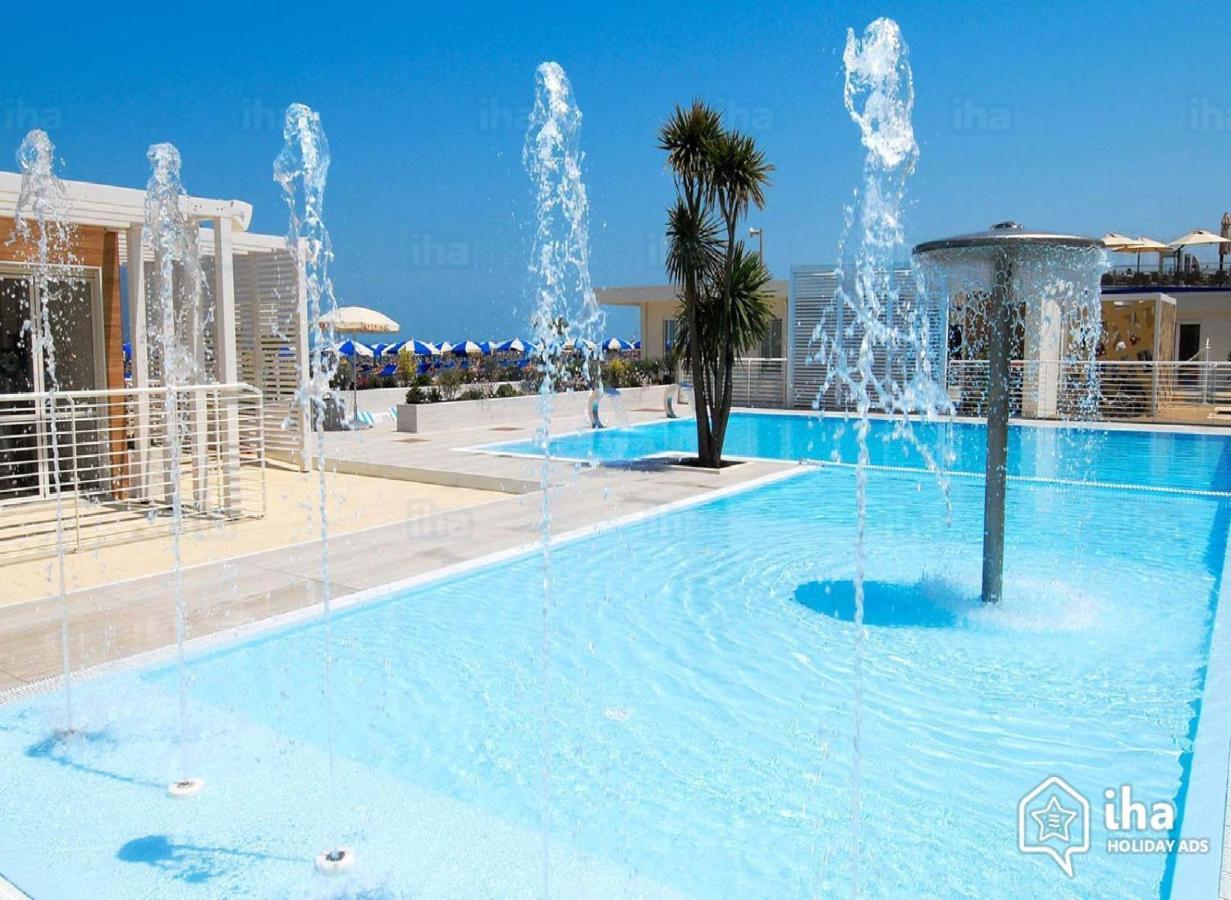 Hotel Principe Cattolica Exterior foto